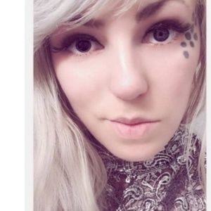 Meet your Posher, Alifetobemade